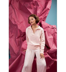 Damestrui met reverskraag gemaakt van Lang Yarns Amira