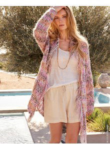 Breipatroon zomers damesvest met franjes gemaakt van Lana Grossa Popcorn