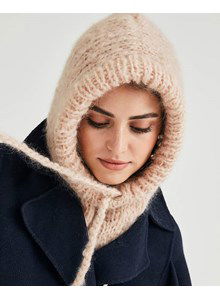 Bivakmuts met aansnoerkoord.