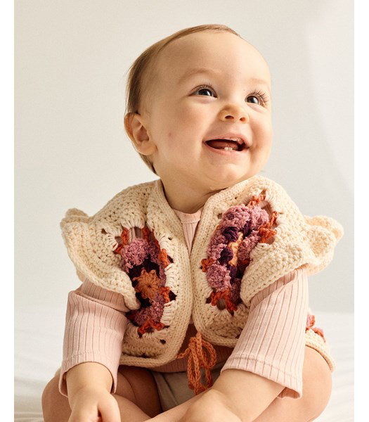 Haakpatroon mouwloos babyvestje