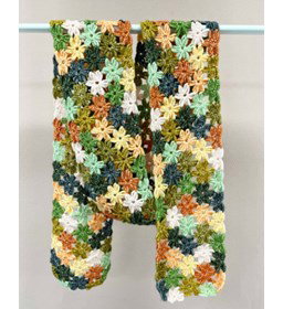 Blooming Breeze Scarf gemaakt van Haaknaalden