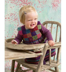 Jurk gemaakt van Lang Yarns Mille colori baby