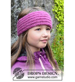 Roze Hoofdband  gemaakt van Breinaalden zonder knop