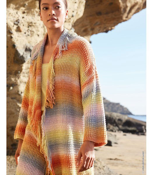 Breipatroon damesvest met kleine rolkraag