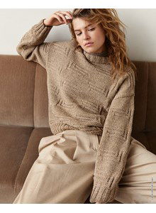 Damestrui met iets opstaande halsboord