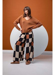 Wijde damestrui met V-hals