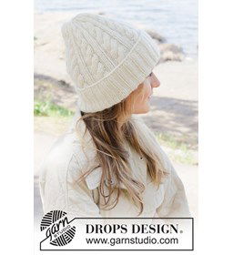 Cabled Calm Hat gemaakt van Drops Lima