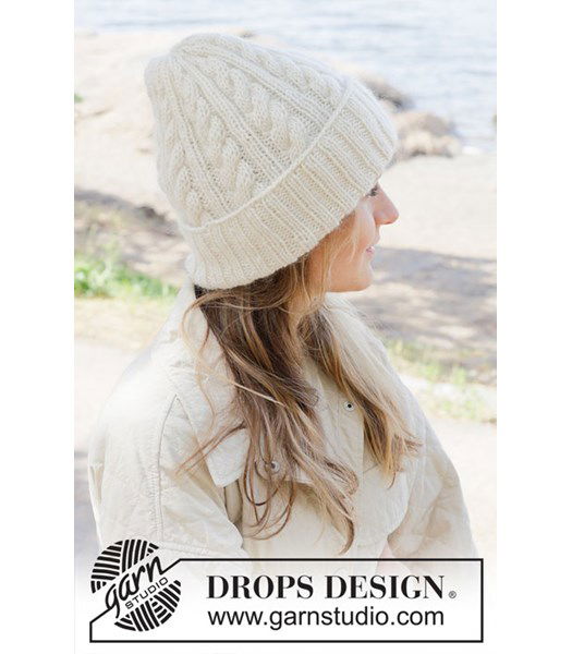 Breipatroon Cabled Calm Hat