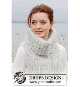 Halswarmer gemaakt van Drops Melody