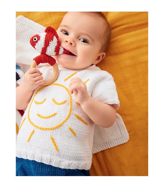 Breipatroon T-shirt voor baby met zonnetje