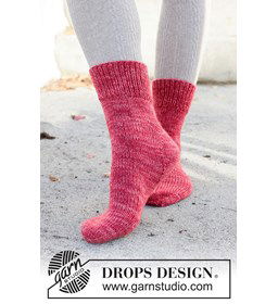 Gebreide sokken met boordsteek en ruitvormige hiel gemaakt van Breinaalden zonder knop