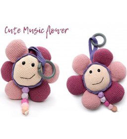 Bloem met muziek gemaakt van Babyartikelen en speelgoed maken