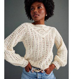 Trui met driehoekig patroon in voorpand gemaakt van Phildar Phil Couture