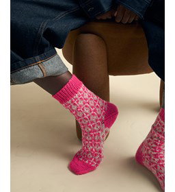 sokken Elyo in mozaiek patroon gemaakt van Phildar Phil Socks Merinos