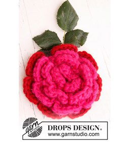 Gehaakte bloem gemaakt van Drops Snow - Eskimo