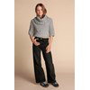 korte trui met losse col gemaakt van Lammy Yarns Coutry Wool