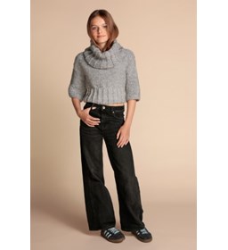 korte trui met losse col gemaakt van Lammy Yarns Coutry Wool