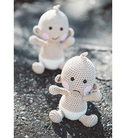 Baby Leo gemaakt van Drops Muskat