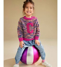 Trui met ingebreide C gemaakt van Phildar Phil Partner 6