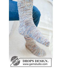 Warme wollen herensokken met ruitvormige hiel breien gemaakt van DROPS Fiesta