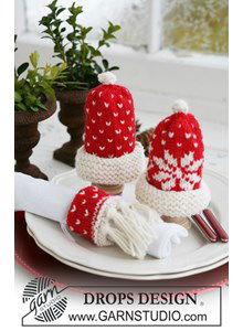 gebreide eierwarmers en servetring 