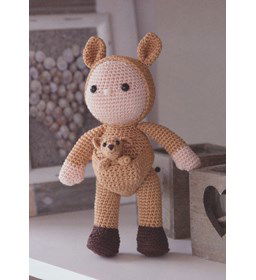 Kangoeroe gemaakt van Scheepjes Catona 25 en 10 gram