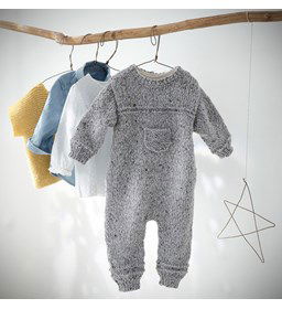 Kruippakje gemaakt van knopen