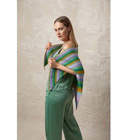 Driehoekige omslagdoek gemaakt van Lang Yarns Paradise