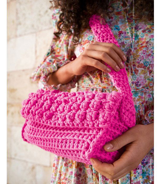 Haakpatroon tas met brede hengsel