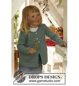 Vestje in honingraat patroon gemaakt van Drops Alpaca