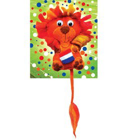 WK Leeuw van vilt.  gemaakt van DMC borduurgaren 15