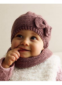 muts met strik en bijpassende snood
