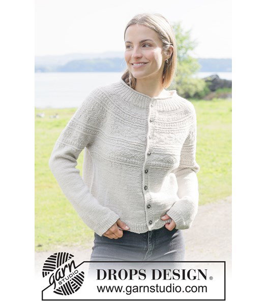 Breipatroon damesvest Moon History Cardigan met ronde pas en reliëfpatroon