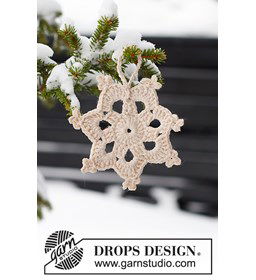 Kersthanger ster gemaakt van Drops Belle