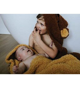 Baby en Kleutercape Beer gemaakt van Durable Teddy