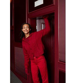 Damesvest met kabels