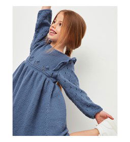 Jurkje met in het lijfje een noppen- en ajourpatroon gemaakt van Phildar Phil Caresse