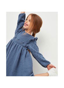 Jurkje met in het lijfje een noppen- en ajourpatroon