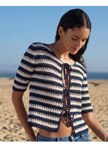 Damesvest met stikjes