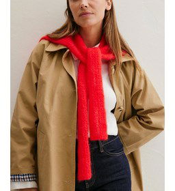 Halswarmer gemaakt van rondbreinaald nr 6