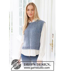 Gehaakte damesspencer gemaakt van DROPS Sky