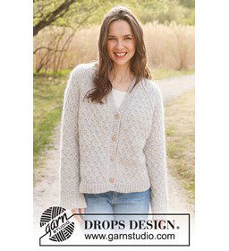 Damesvest met V-hals gemaakt van Drops Kid Silk