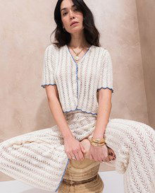 damesvest Livie in fijn kantpatroon