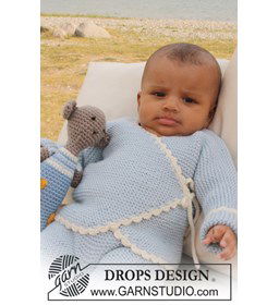 Overslagvest en broek gemaakt van Drops Merino extra fine