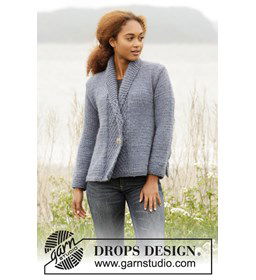 Dames vest gemaakt van knopen