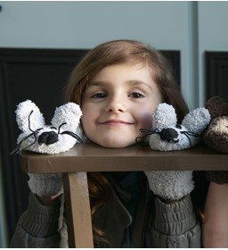 Kinderwanten gemaakt van Phildar Phil Douce