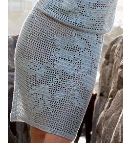 rok met bloempatroon gemaakt van Haaknaalden