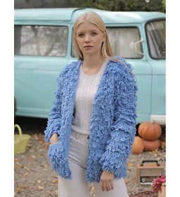 Loop stitch jacket gemaakt van Scheepjes Eliza