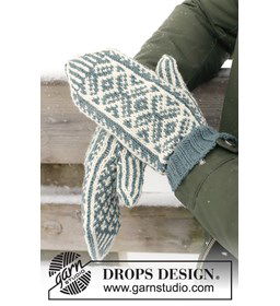 Wanten met Scandinavisch patroon gemaakt van Drops Merino extra fine