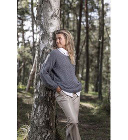 Lang yarns breipatroon gemaakt van Lang Yarns Baby alpaca